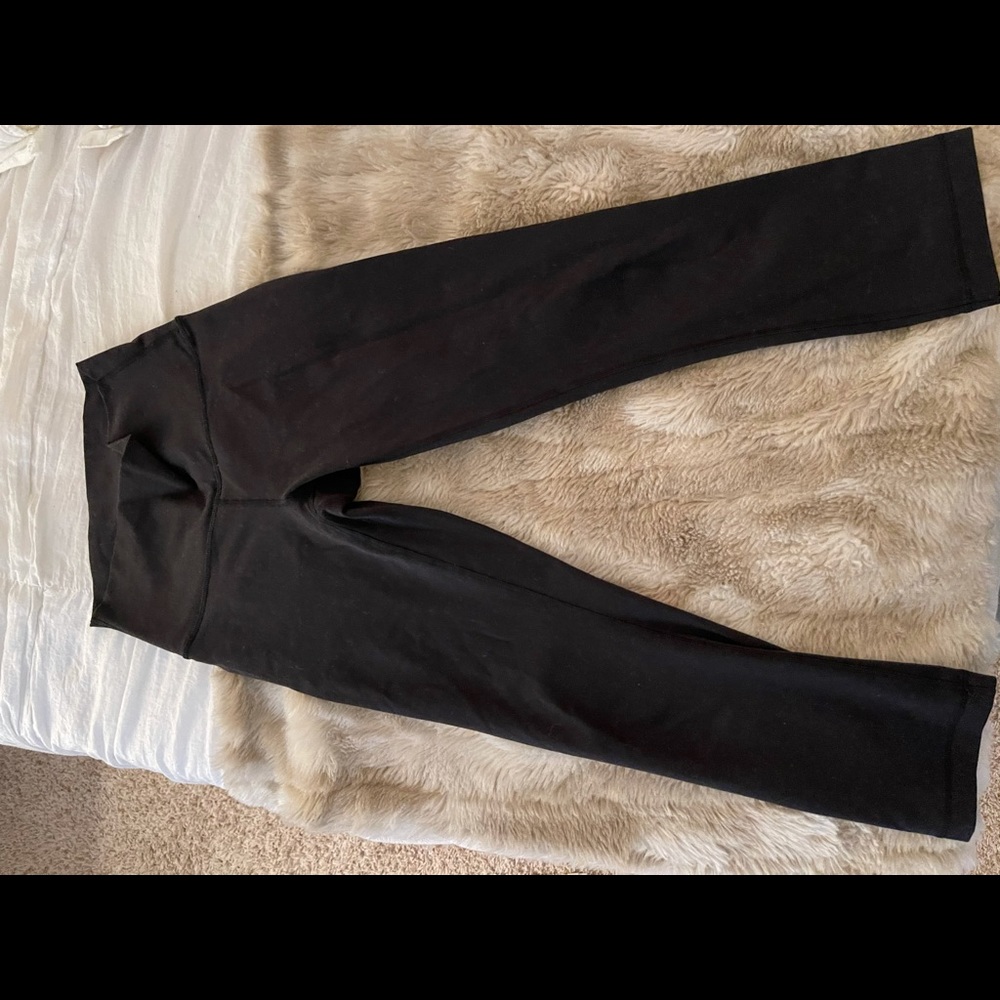 Cropped lulu wunderunder leggings